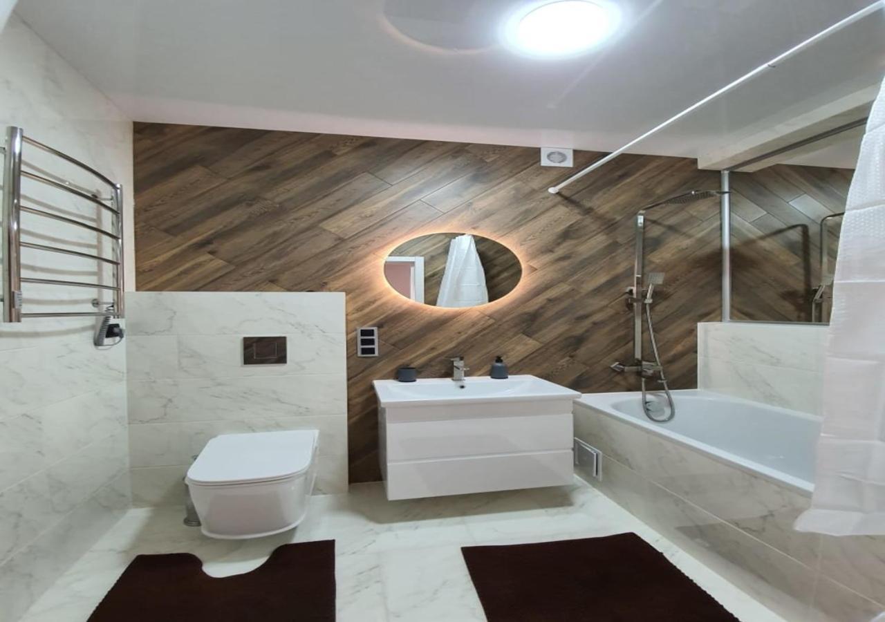 New Lux Apartment 2020 Charkiw Exterior foto
