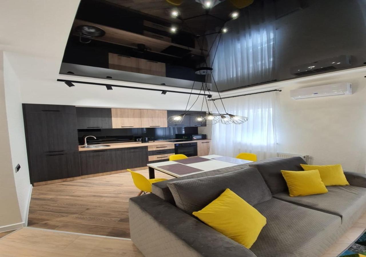 New Lux Apartment 2020 Charkiw Exterior foto